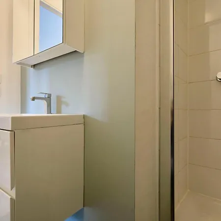 Equipe, Proche Gares Apartment